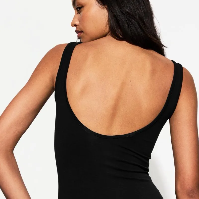 Vestido midi tirantes