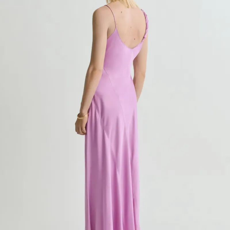 Vestido Satinado Asimétrico