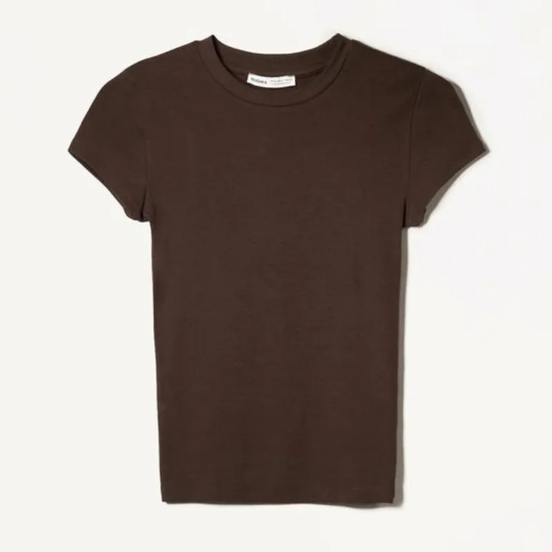 Camiseta Básica Ajustada Marrón 