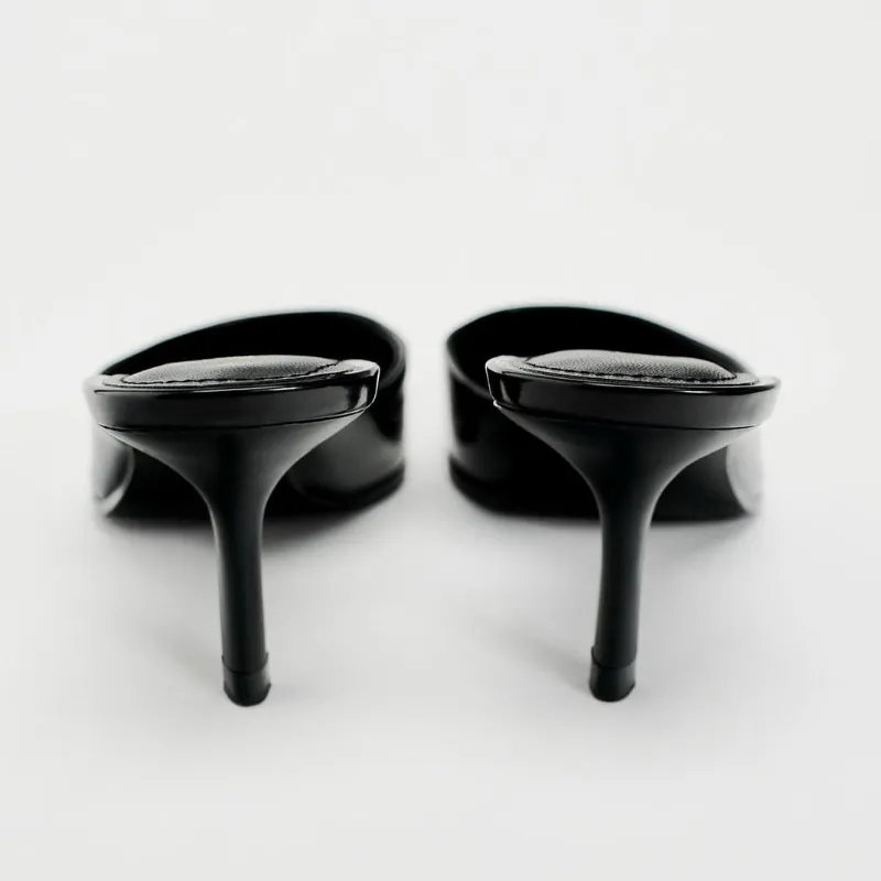 Zapato de Tacón Tipo Mule