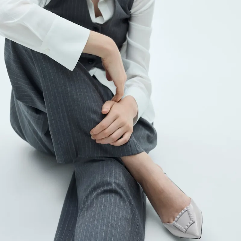 Zapato tacón destalonado charol