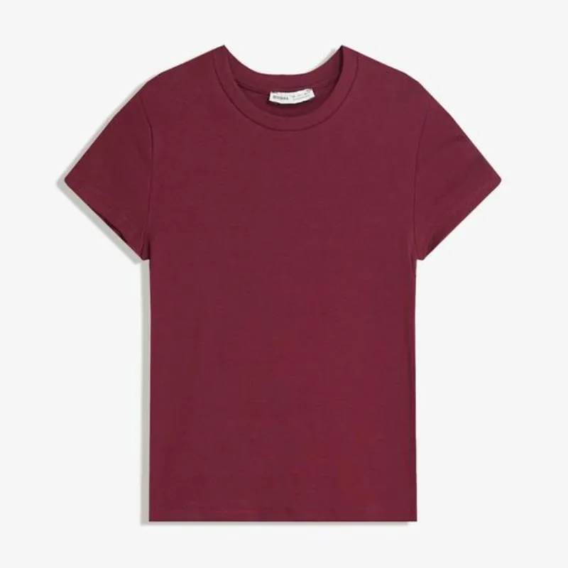 Camiseta Básica Ajustada Burdeos 