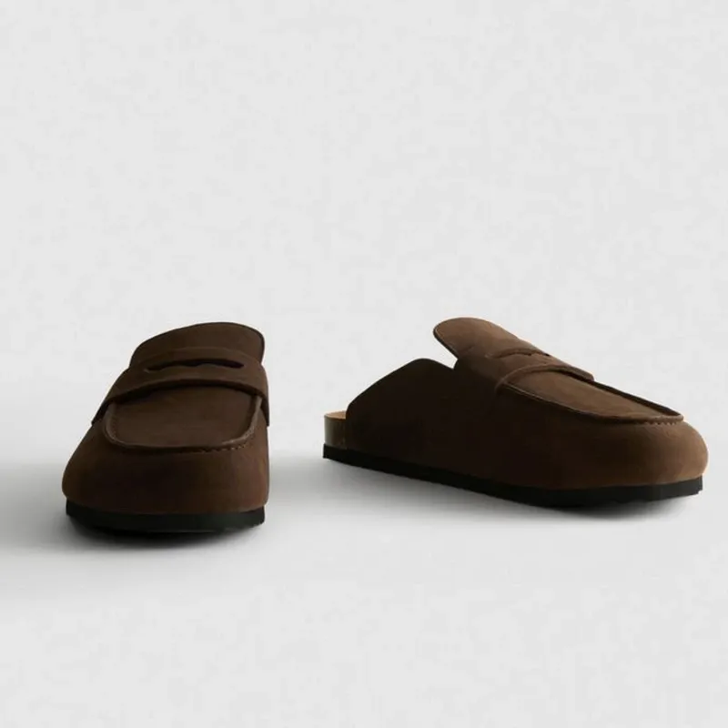 Zuecos Tipo Mocasín Destalonado