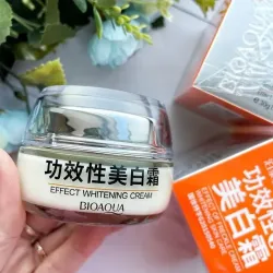Crema Hidratante Blanqueadora de Vitamina C Bioaqua 