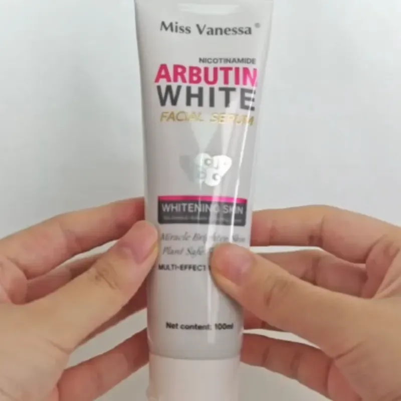 Limpiador facial de arbutin 