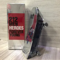 Carolina Herrera 212 Men Heroes Forever Young