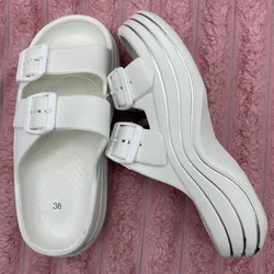 Chancletas 🩴 blancas