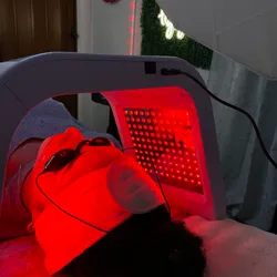 TRATAMIENTOS FACIALES FOTOTERAPIA