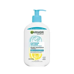 Crema Limpiadora Nutritiva Express Aclara Anti-Imperfecciones de Garnier SkinActive. 