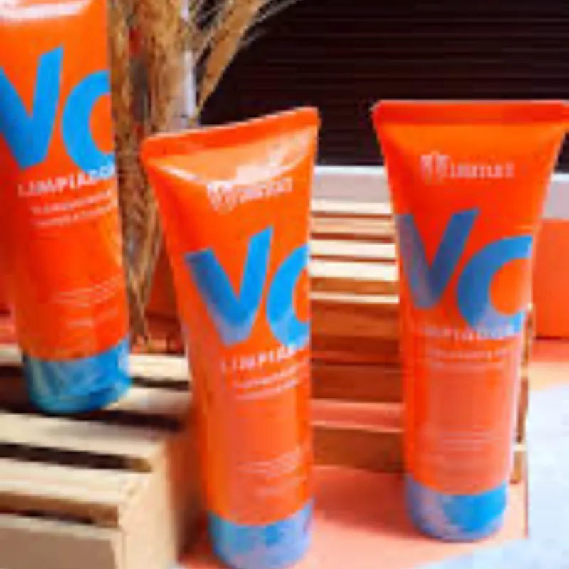 Limpiador facial de Vitamina C y Aminoácidos