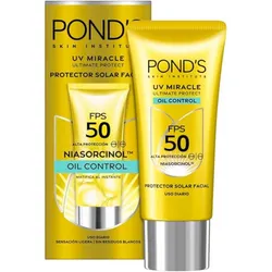 Protector solar facial Pond's UV Miracle Oil Control con FPS 50.