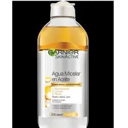Agua micelar Tono Uniforme con vitamina C de Garnier SkinActive