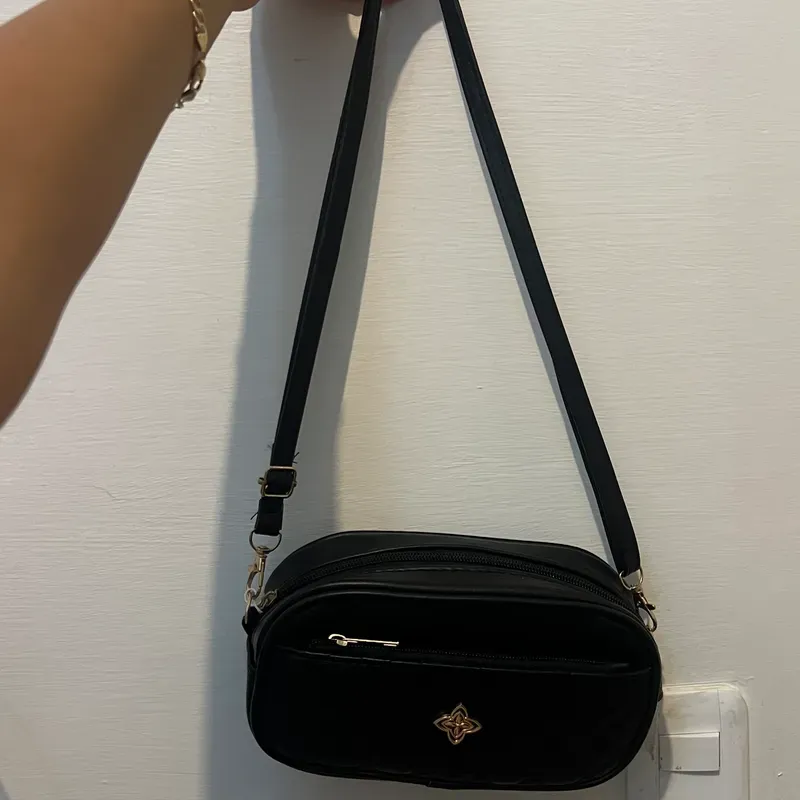 Cartera de Mujer ( blanca , carmelita , negra )