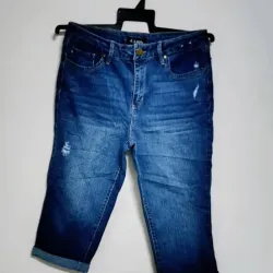 Pantalón de mezclilla 3/4