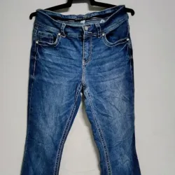 Pantalón de mezclilla 