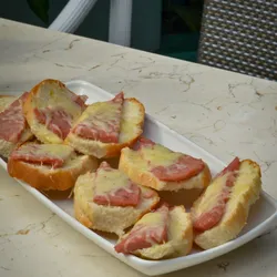 Tostadas de Jamón y queso