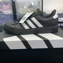 Adidas Originales “Grand Court 2.0”