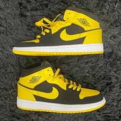 Jordan Retro 1 “New Love”