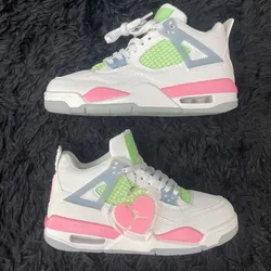 Jordan Retro 4 “Valentine’s Day”