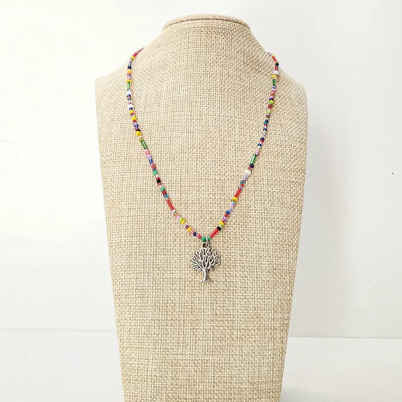 Collares chaquira 