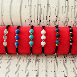 Pulsera tejidas con piedras 