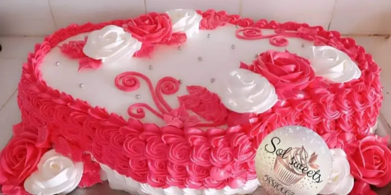Torta ovalada.