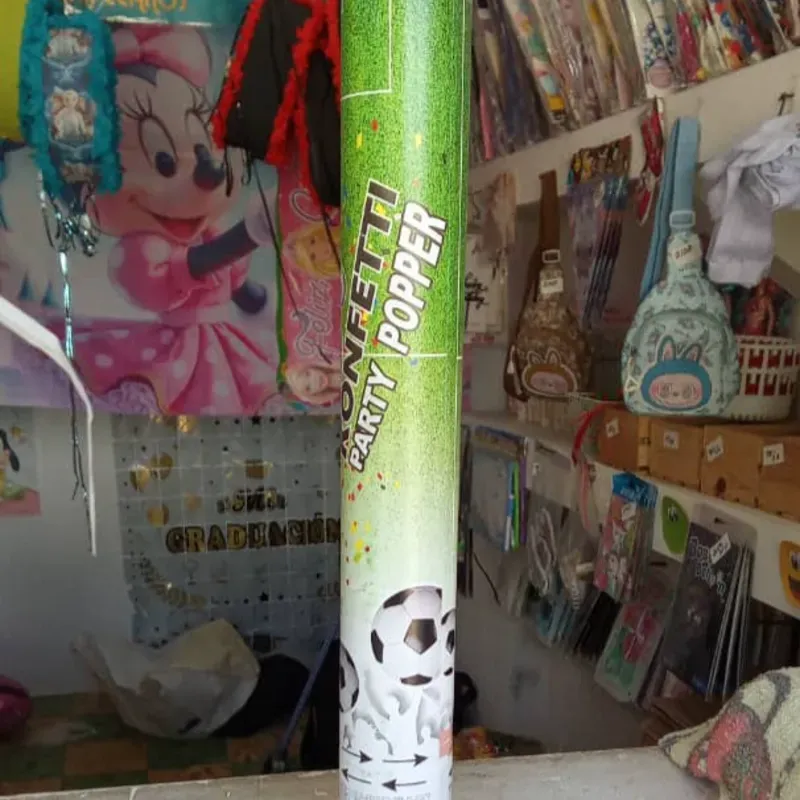 Cañon de confeti de pelotas