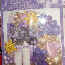 Set decorativo morado y dorado de botella 