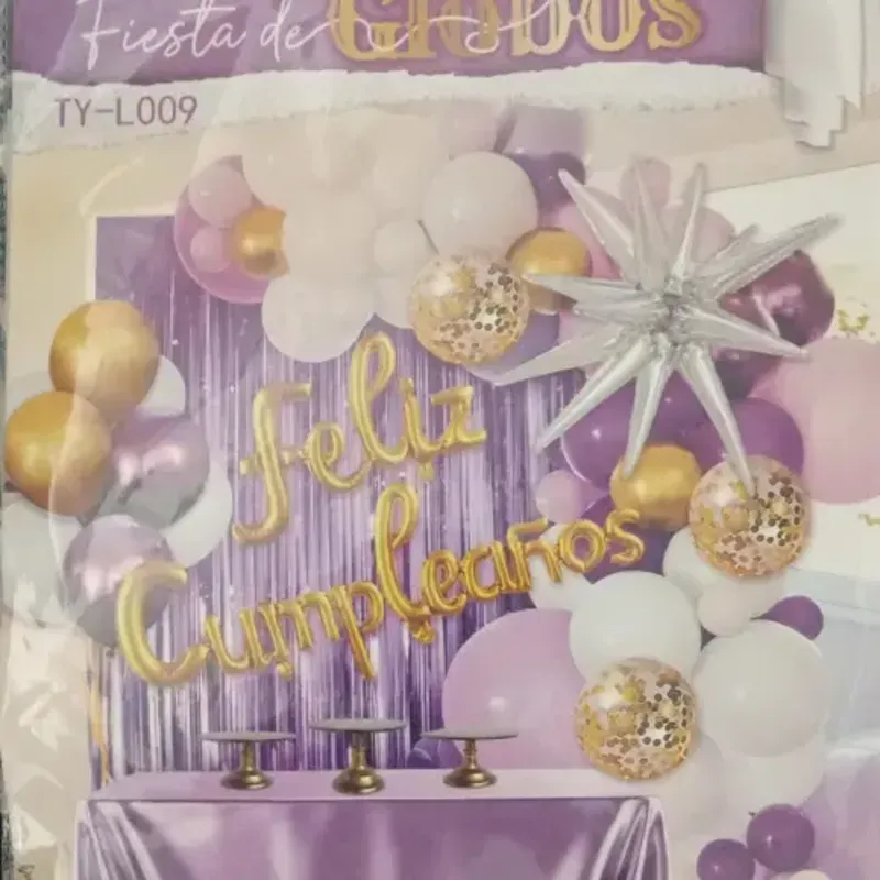 Set decorativo morado y dorado