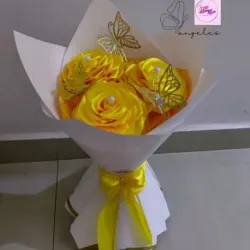 Ramo de 3 rosas eternas