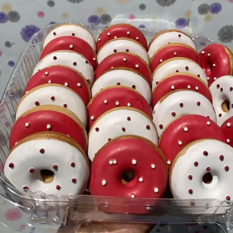 Donas 馃崺