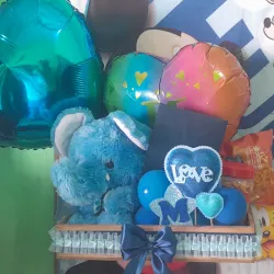 Caja de regalo grande con peluche