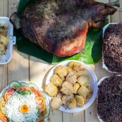 Combo de comida elaborada.