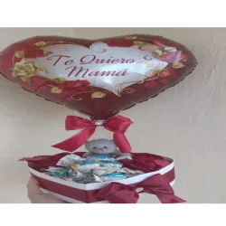 Cajaa de corazón roja para mamá
