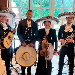 Serenatas con Mariachis