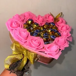 Corazón buchón con bombones 