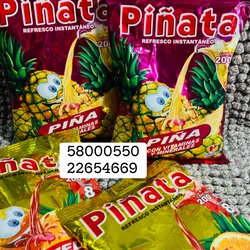 Piñata , piña y cóctel