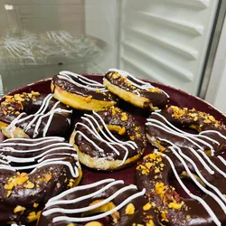 Rosquilla de cobertura de chocolate 