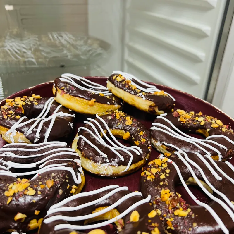 Rosquilla de cobertura de chocolate 