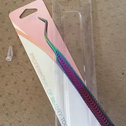 Pinza para trabajar área lagrimal