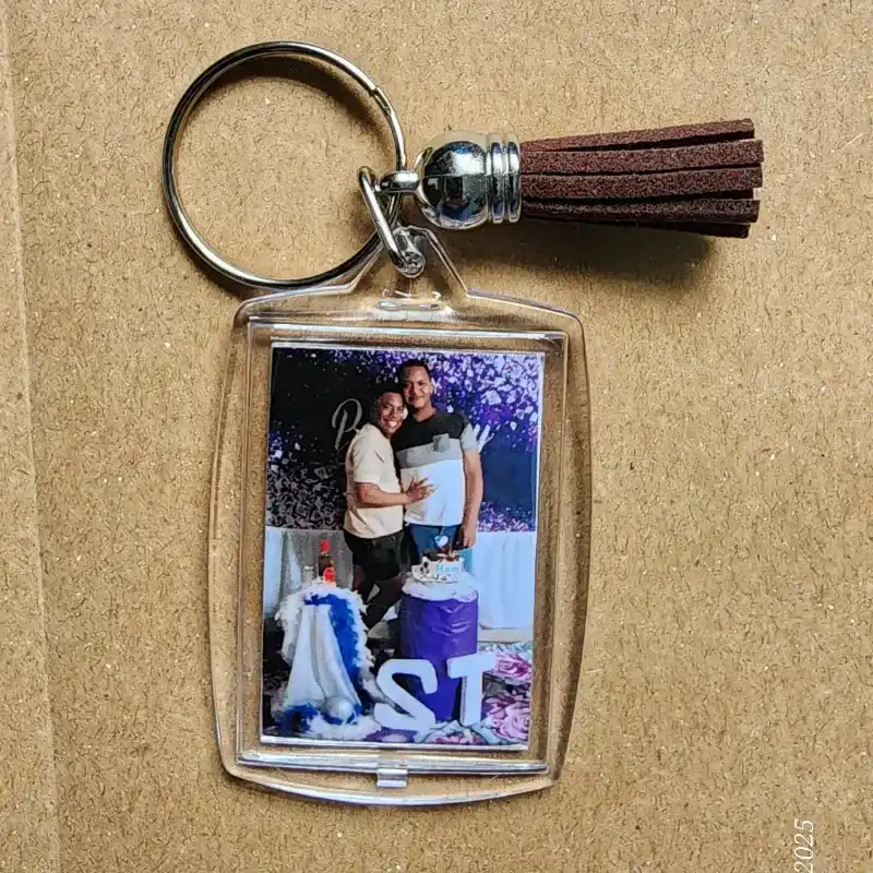 Llavero plástico transparente 