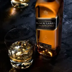 Oferta con whisky Jhonnie Walker Etiqueta Negra