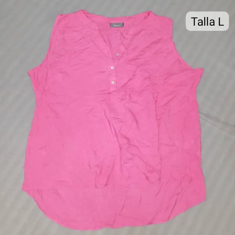 Blusa desmangada de hilo