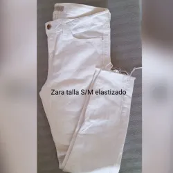 Jeans marca Zara blanco 🤍