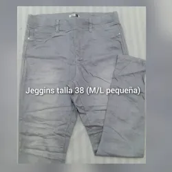 Pantalón estilo Jeggins de mujer 