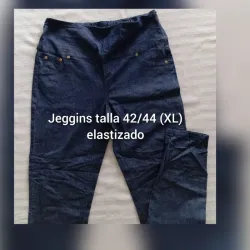 Pantalón estilo Jeggins de mujer 