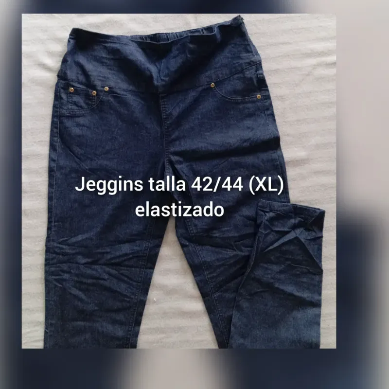 Pantalón estilo Jeggins de mujer 