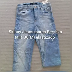 Skinny Jeans marca Bershka 