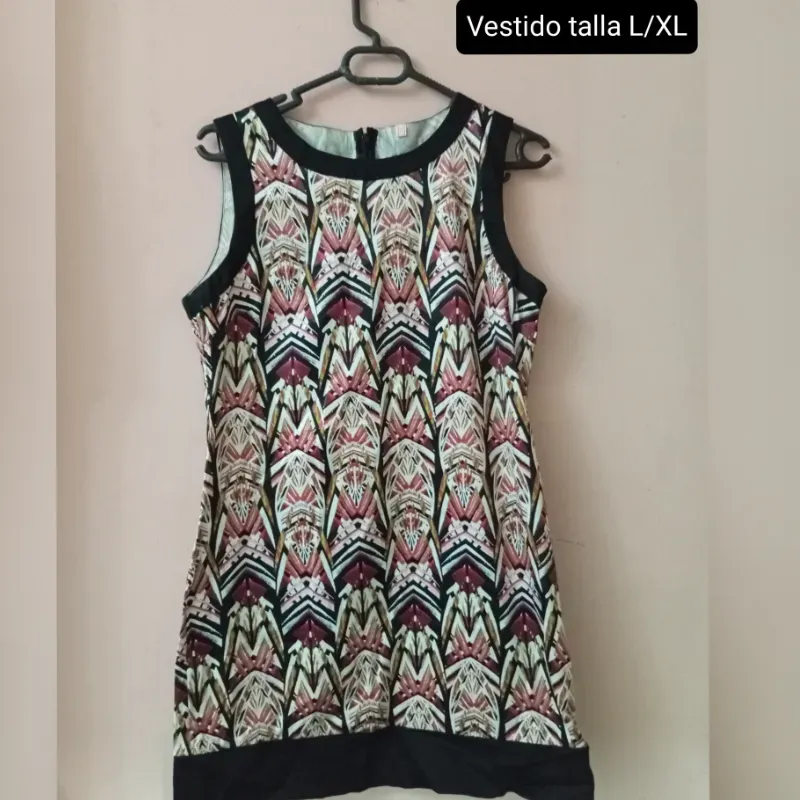 Vestido de mujer estilo ejecutiva 