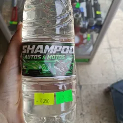 Champú para autos y motos